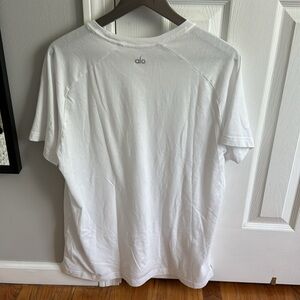 Alo T-Shirt